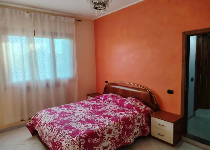 Sandra House Certaldo